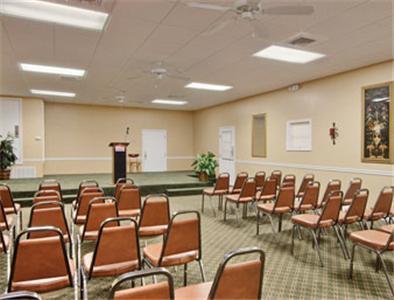ホテル Ramada Ltd. Conference Center ティフトン 設備 写真